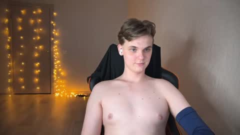 Snapshot of lucas_dany chatting on 24, 1, 2025 Lucas Gill online show from 24, 1, 2025