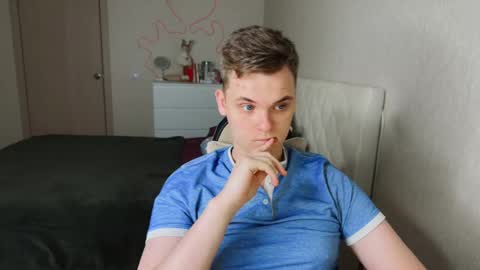 Snapshot of lucas_dany chatting on 25, 11, 2025 Lucas Gill online show from 25, 11, 2025