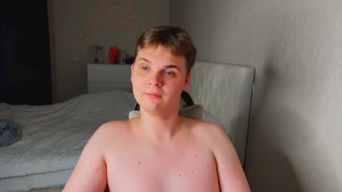 Snapshot of lucas_dany chatting on 3, 2, 2026 Lucas Gill online show from 3, 2, 2026