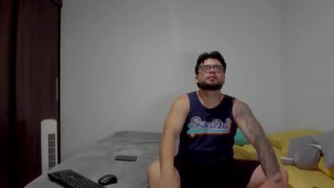 lucas_estrada1 online show from 5, 4, 2026