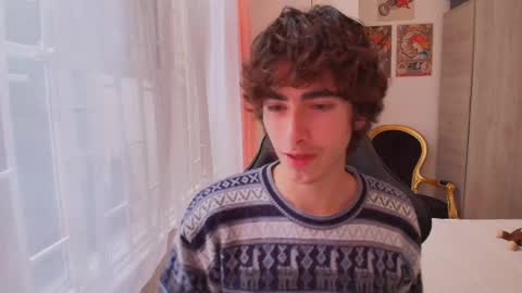 Snapshot of lucas_xo chatting on 13, 10, 2025 lucas_xo online show from 13, 10, 2025