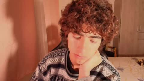 Snapshot of lucas_xo chatting on 21, 10, 2025 lucas_xo online show from 21, 10, 2025