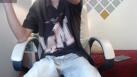 Snapshot of lucasssmith11 chatting on 18, 3, 2026 LucassSmith11 online show from 18, 3, 2026