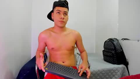 LUCAS TORREZ online show from 11, 6, 2026
