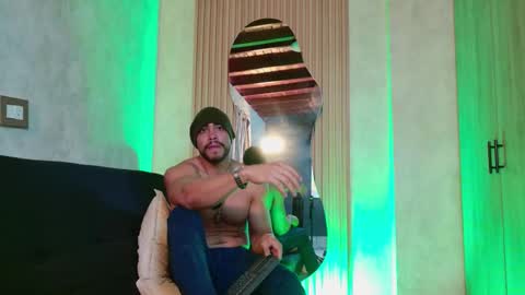 Snapshot of lucho_garcia chatting on 19, 3, 2026 Lucho online show from 19, 3, 2026