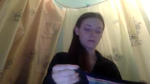 Luci Layne online show from 3, 2, 2026