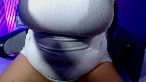 LUCIA online show from 10, 9, 2025