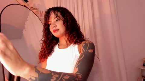 Lucia online show from 9, 1, 2025