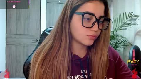 lucia star  online show from 23, 2, 2026