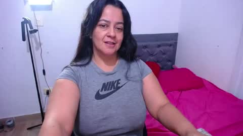 Lucia Vonne online show from 24, 6, 2026