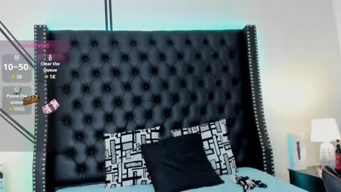 luciana_brown_ online show from 18, 2, 2025