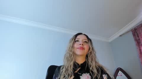 Snapshot of luciana_evaans chatting on 27, 2, 2026 Luciana Evans online show from 27, 2, 2026