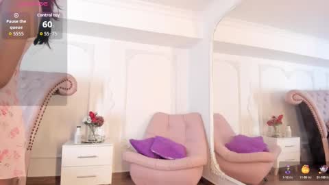 Snapshot of luciana_roa chatting on 29, 9, 2025 Luciana online show from 29, 9, 2025