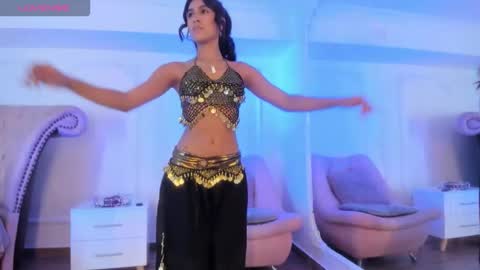 Snapshot of luciana_roa chatting on 25, 10, 2025 Luciana online show from 25, 10, 2025