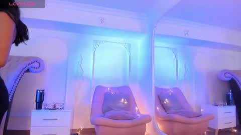 Snapshot of luciana_roa chatting on 26, 10, 2025 Luciana online show from 26, 10, 2025