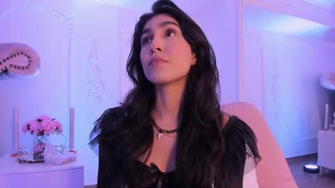 Snapshot of luciana_roa chatting on 4, 2, 2026 Luciana online show from 4, 2, 2026