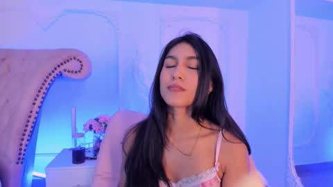 Snapshot of luciana_roa chatting on 13, 2, 2026 Luciana online show from 13, 2, 2026