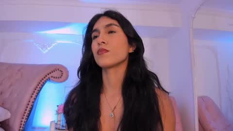 Snapshot of luciana_roa chatting on 18, 3, 2026 Luciana online show from 18, 3, 2026