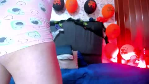 luciana_valentina online show from 22, 10, 2025