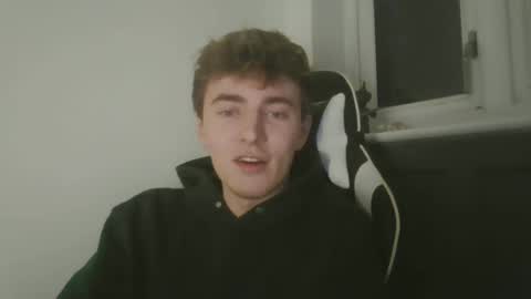 Snapshot of luciancrowe chatting on 30, 1, 2025 Lucian online show from 30, 1, 2025