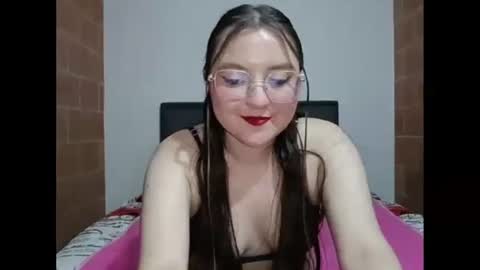 Snapshot of lucifer_y_eva chatting on 16, 11, 2025 Lucifer y Eva online show from 16, 11, 2025