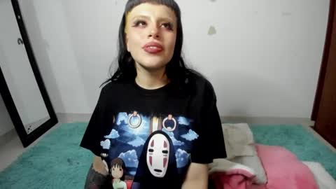 Snapshot of luciferrx666 chatting on 24, 12, 2024 camila online show from 24, 12, 2024