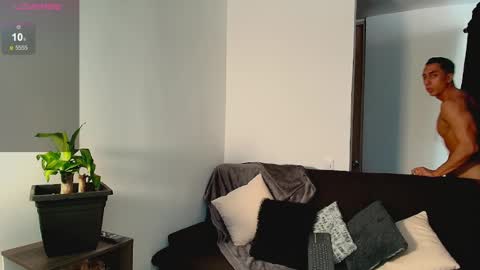 Snapshot of lucio__fox chatting on 24, 7, 2026 Lucio online show from 24, 7, 2026
