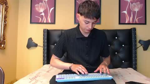 Snapshot of luckk_ chatting on 2, 4, 2026 luckk_ online show from 2, 4, 2026