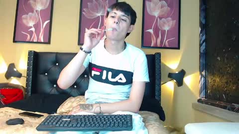 Snapshot of luckk_ chatting on 5, 5, 2026 luckk_ online show from 5, 5, 2026