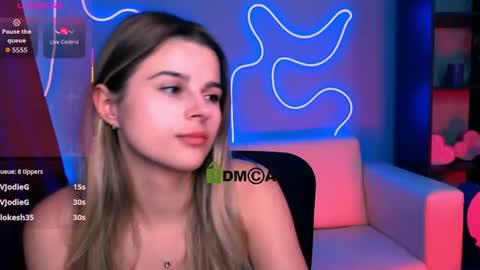 Mila Sweetheart online show from 22, 6, 2026