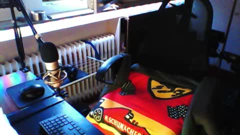 Snapshot of luckyfreak1 chatting on 27, 9, 2025 call me Stefan online show from 27, 9, 2025