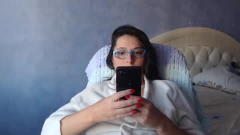 luckylinda23 online show from 2, 11, 2025