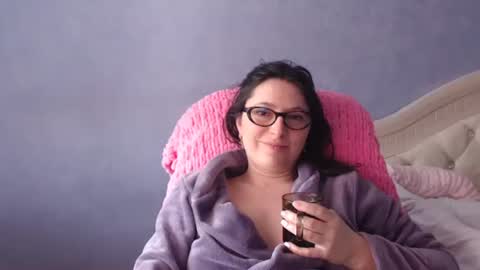 luckylinda23 online show from 30, 4, 2026