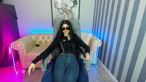 Monika online show from 7, 2, 2025