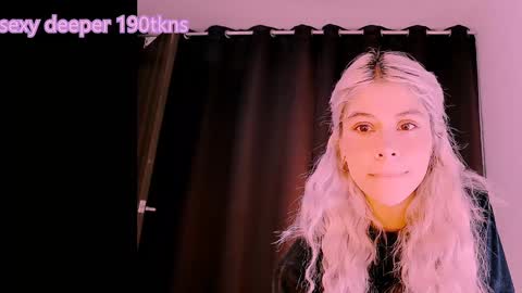 luckysapphire777 online show from 22, 1, 2025