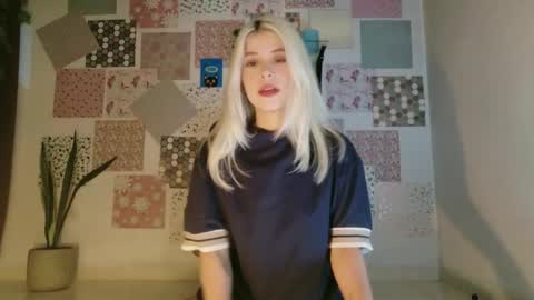 luckysapphire777 online show from 14, 12, 2025