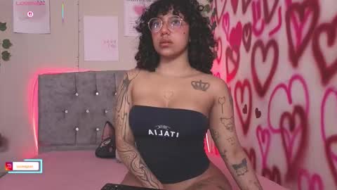 Snapshot of luckyswagson chatting on 21, 11, 2025 Luanis online show from 21, 11, 2025