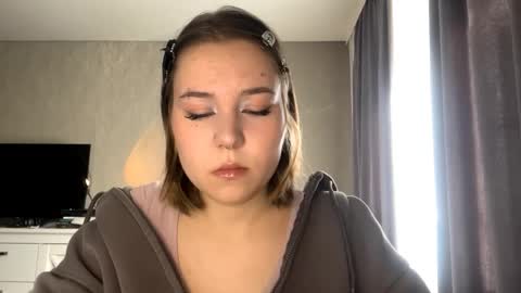 Stacy online show from 27, 4, 2026