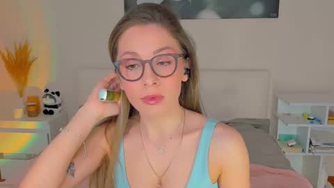 Snapshot of lucy__ray chatting on 24, 12, 2024 lucy__ray online show from 24, 12, 2024