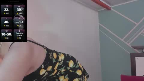 Lucy Herrera online show from 31, 10, 2025