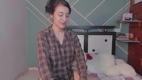 Lucy Herrera online show from 31, 1, 2026