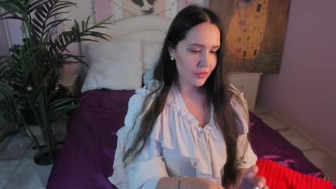 Laura online show from 21, 12, 2024