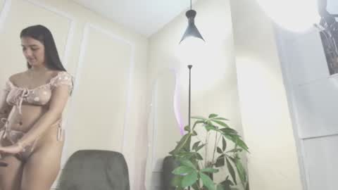 lucy_fox09 online show from 25, 10, 2025