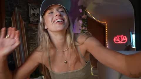 Lucy. online show from 9, 5, 2026