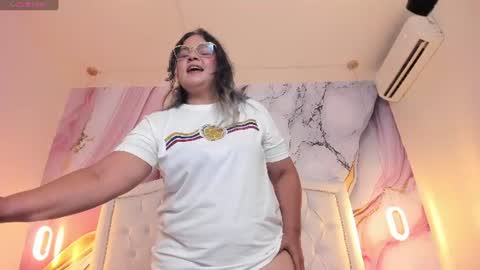 Lucy online show from 25, 6, 2026