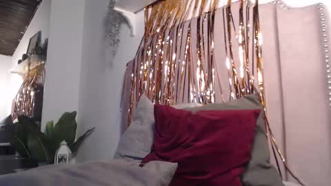 Lucy  online show from 19, 3, 2026