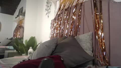 Lucy  online show from 24, 3, 2026