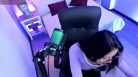 Lucy  online show from 14, 3, 2026