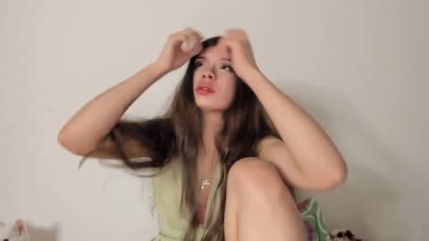 lucyportman online show from 28, 6, 2026