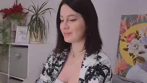 Lucy online show from 2, 1, 2025